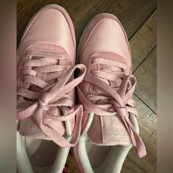 Pink Reebok used - Picture 3 of 3